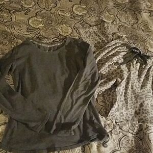 Gillian & O'Malley XS PJ Leopard Gray Set
